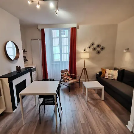Anemone - Studio Tout Confort En Centre Ville Millau Exterior foto